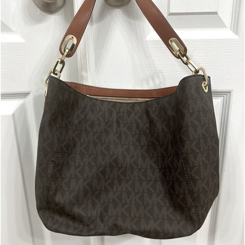 Michaels lora logo shoulder bag